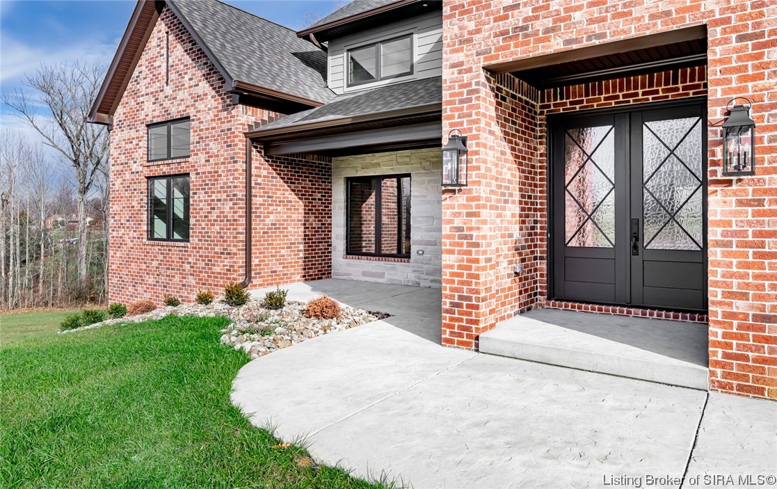 5560 Old Vincennes Road Floyds Knobs, IN 47119 - Photo 3 of 89
