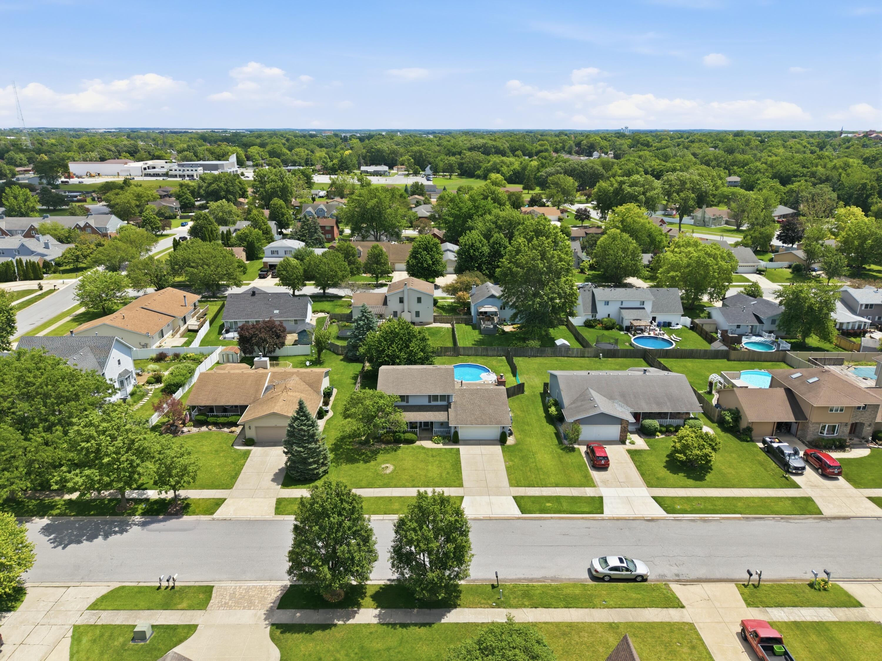 730 Meadow Lane Crown Point, IN 46307 - Photo 26 of 32 3000x2250
