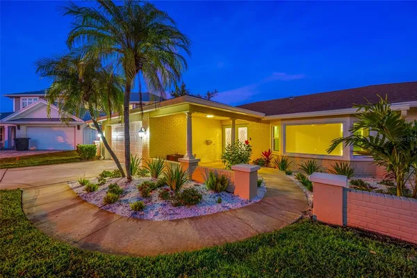 $1,899,000 | 6331 4th Palm Point, St. Pete Beach, FL 33706