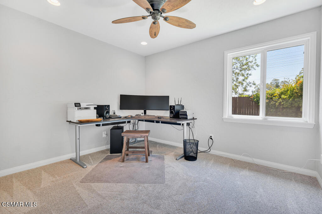 4745 Avedon Road Moorpark, CA 93021 - Photo 26 of 41
