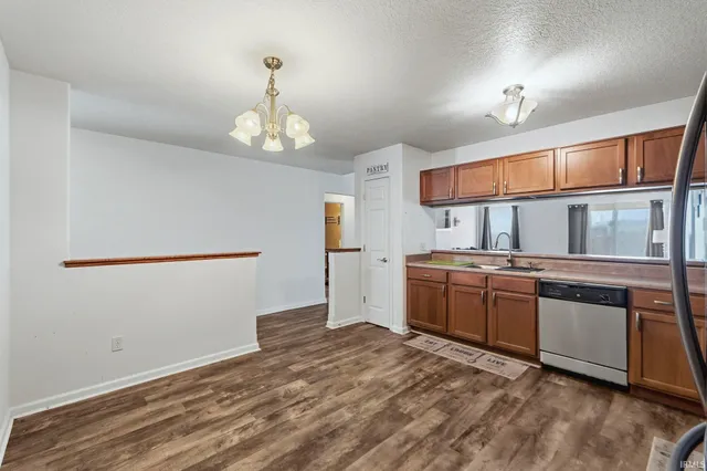 $250,000 | 10125 Greenmoor Drive, New Haven, IN 46774