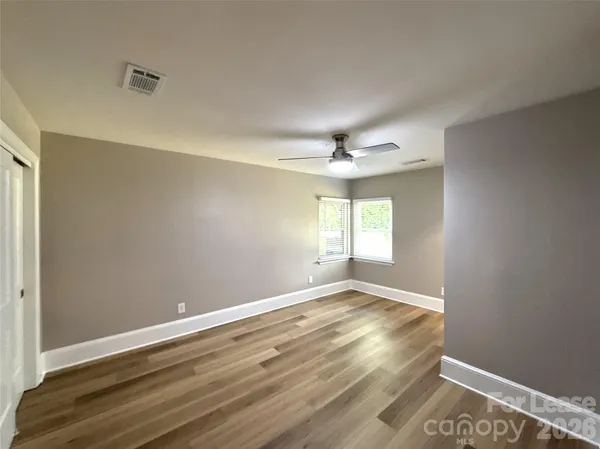 $2,950 | 833 Mohigan Street, Charlotte, NC 28205