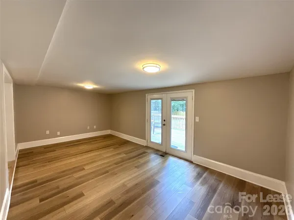 $2,950 | 833 Mohigan Street, Charlotte, NC 28205
