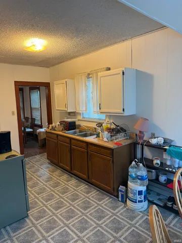 $80,000 | 3208 South Monroe Street, Fort Wayne, IN 46806