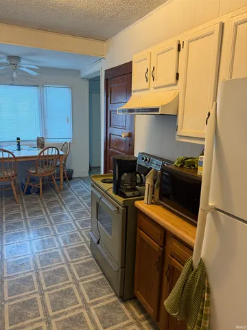 $80,000 | 3208 South Monroe Street, Fort Wayne, IN 46806