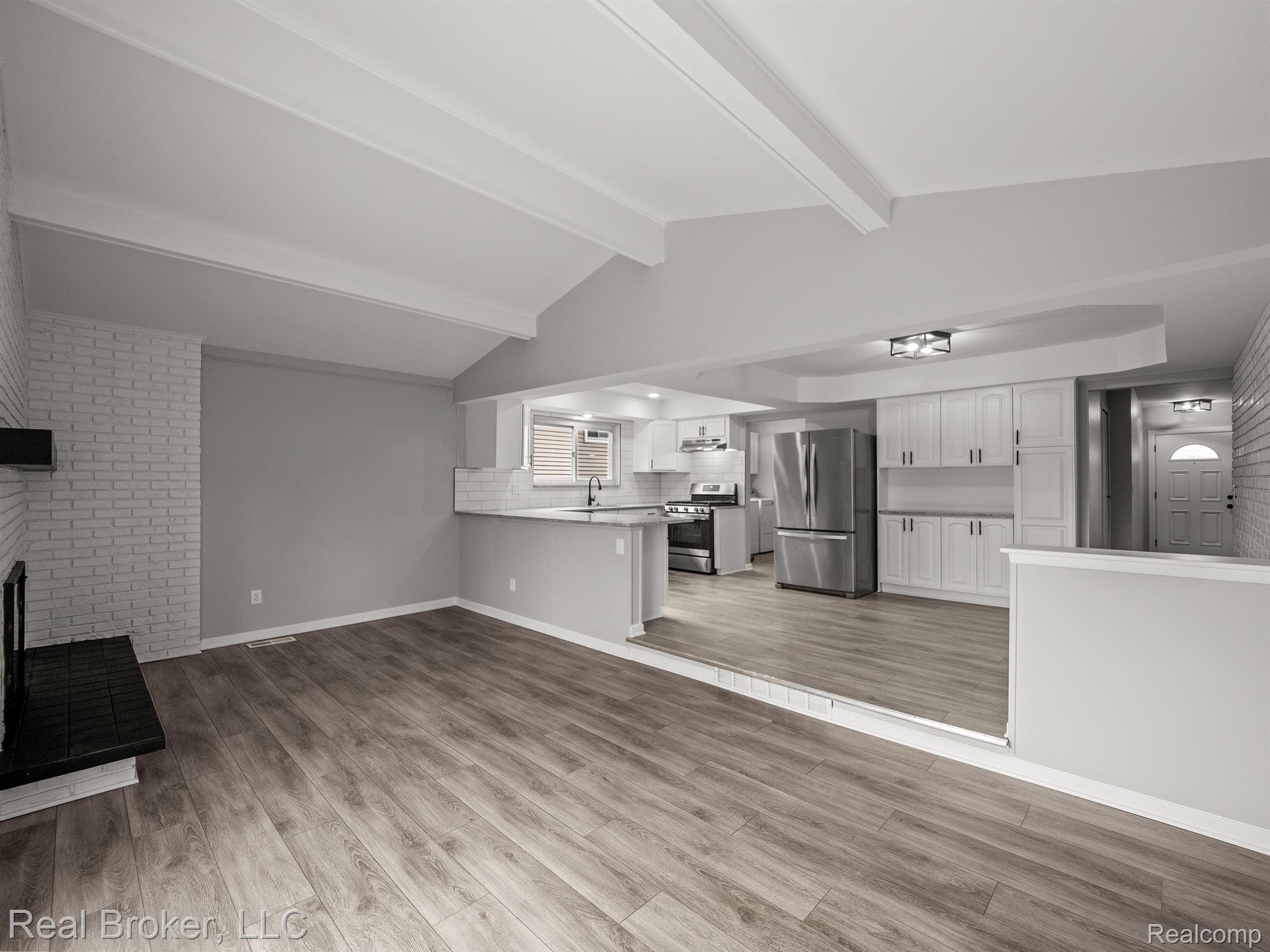 43693 Arlington Road Canton, MI 48187 - Photo 6 of 30 Gallery Image 6