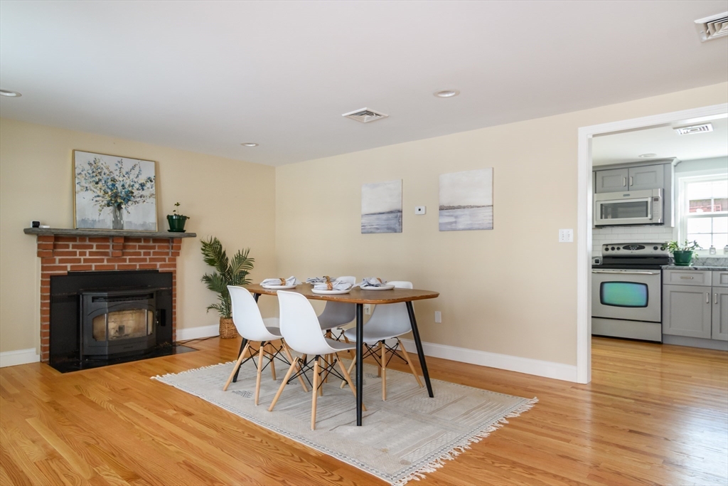 50 Wethersfield Road Natick, MA 01760 - Photo 5 of 31