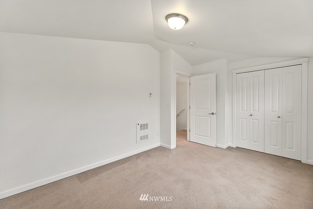 1117 North 85th Street Seattle, WA 98103 - Photo 22 of 24 Gallery Image 22