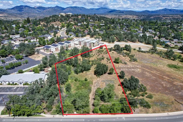 $329,000 | 3380 Placer Street, Redding, CA 96001