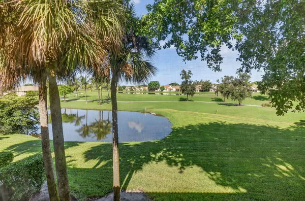 $125,000 | 8041 Aberdeen Drive, Unit 202, Boynton Beach, FL 33472