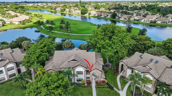 $125,000 | 8041 Aberdeen Drive, Unit 202, Boynton Beach, FL 33472