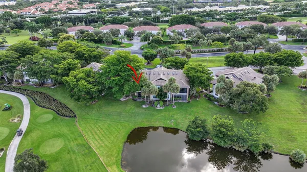 $125,000 | 8041 Aberdeen Drive, Unit 202, Boynton Beach, FL 33472