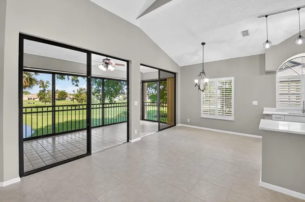 $125,000 | 8041 Aberdeen Drive, Unit 202, Boynton Beach, FL 33472