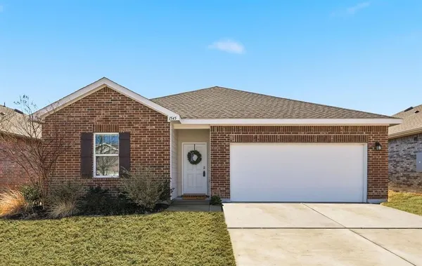 $298,000 | 1545 Shadow Hawk Drive, Fort Worth, TX 76052