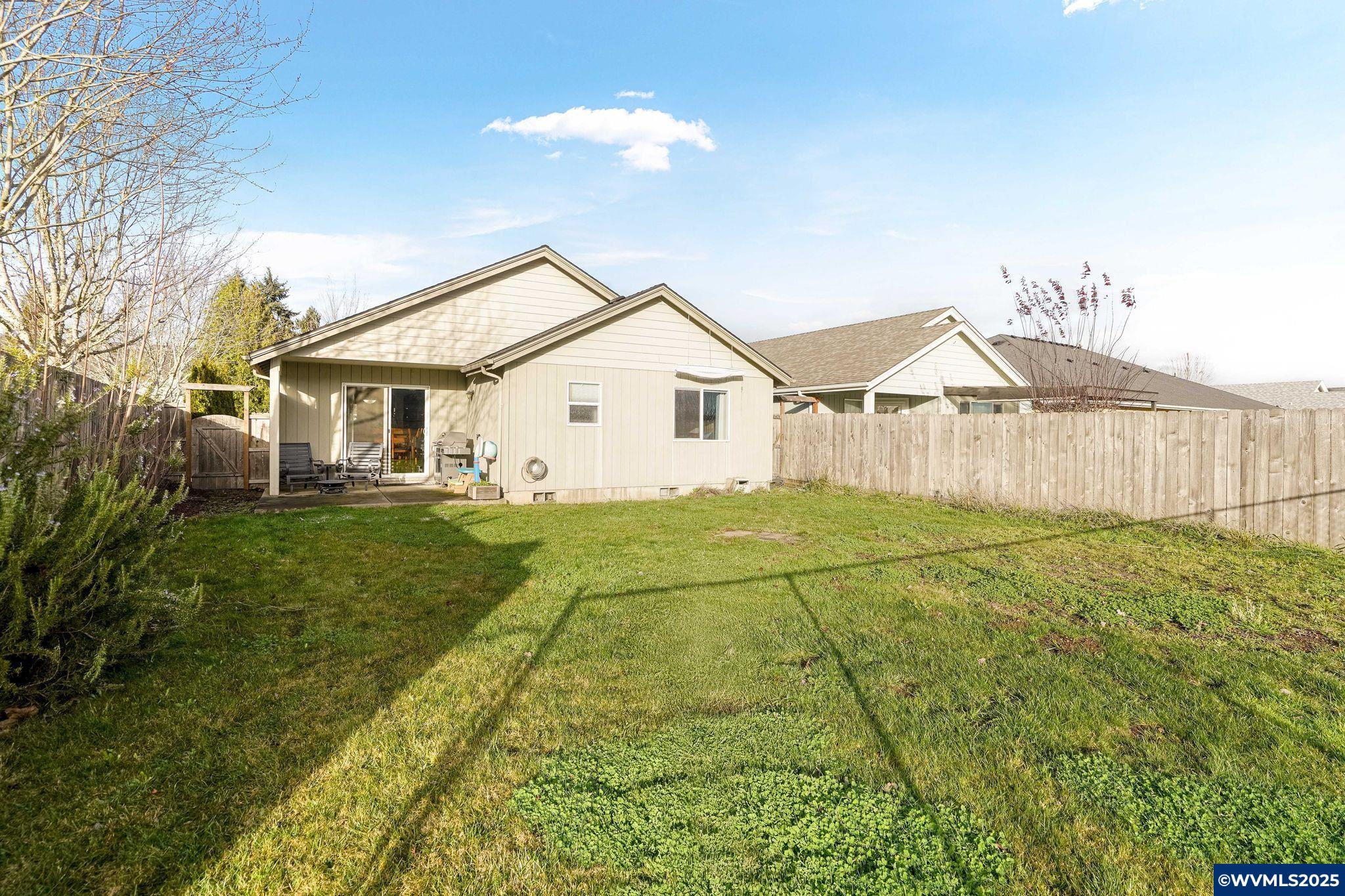 1503 Southeast Jonathan Avenue Dallas, OR 97338 - Photo 35 of 39