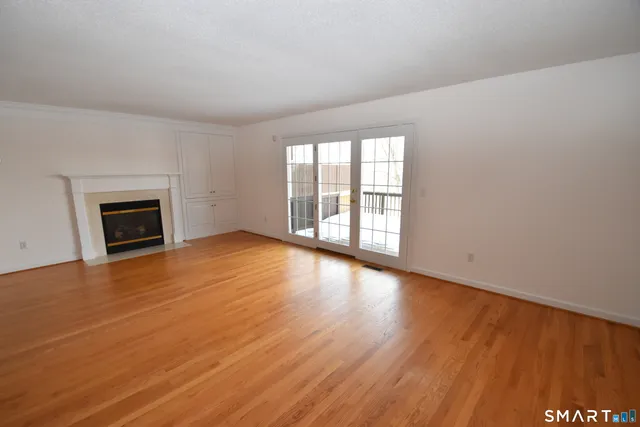 $499,900 | 49 Overshot Drive, Unit 49, Glastonbury, CT 06073