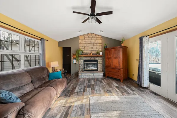 $295,000 | 827 Walnut Ridge Trail, Lawrenceburg, IN 47025