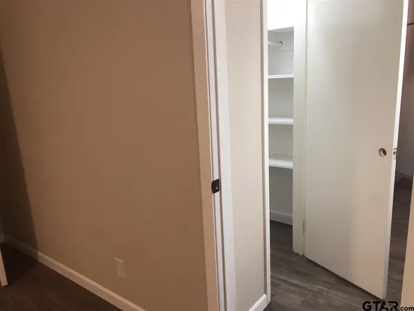 $1,700 | 3001 South Robertson Avenue, Tyler, TX 75701