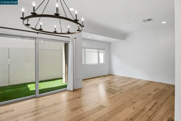 $1,059,000 | 20402 Santa Ana Avenue, Unit 4, Newport Beach, CA 92660