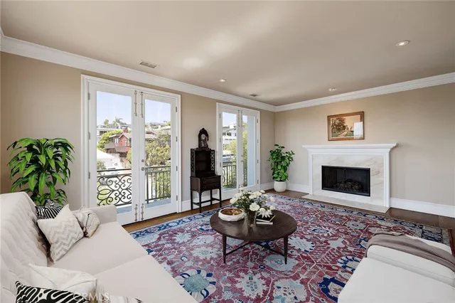 $16,000 | 922 Duncan Avenue, Manhattan Beach, CA 90266