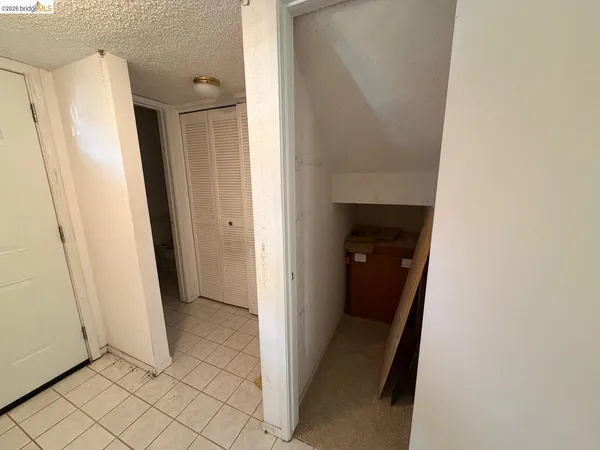 $299,000 | 1175 Kenwal Road, Unit B, Concord, CA 94521