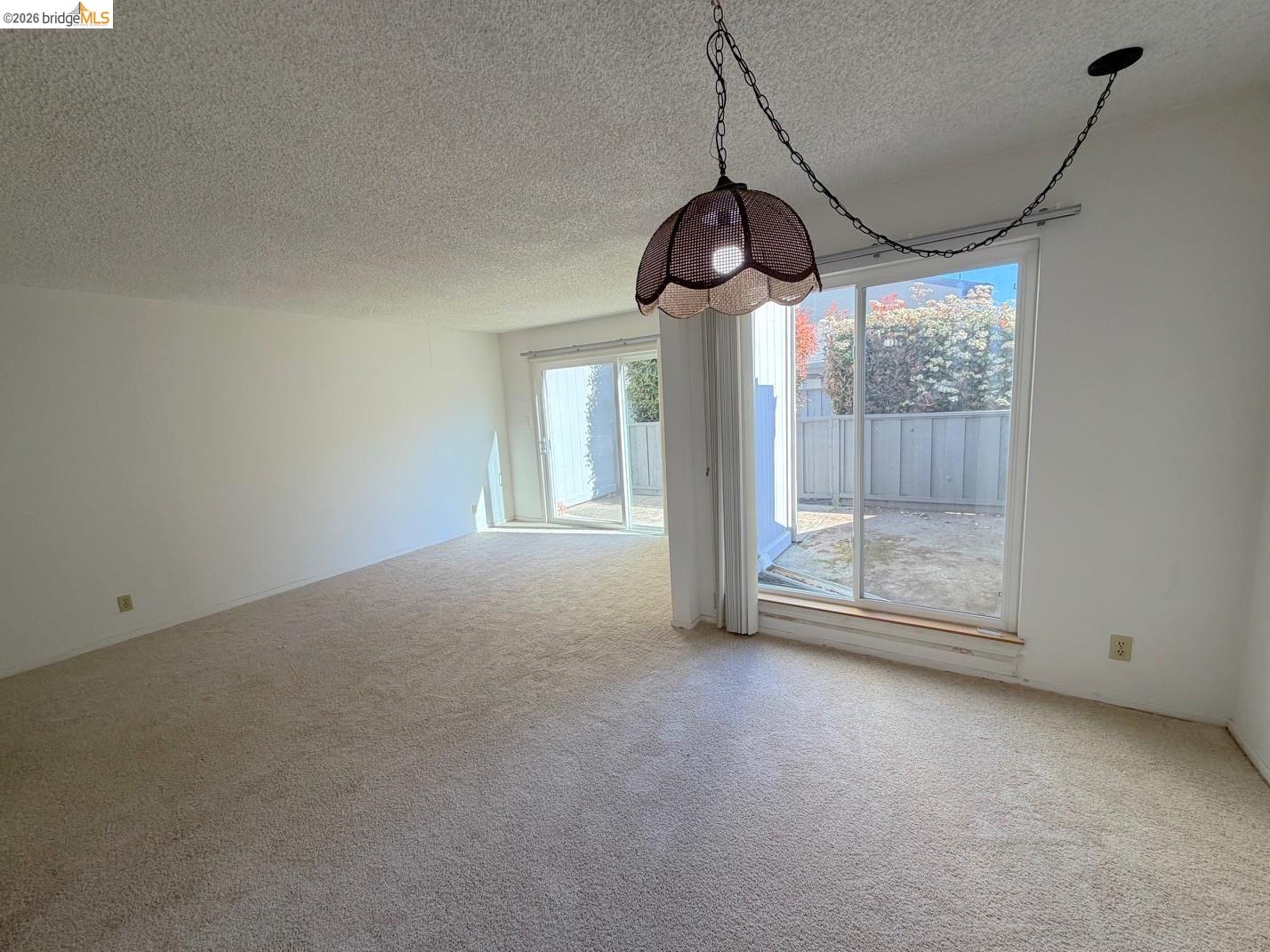 1175 Kenwal Road, Unit B Concord, CA 94521 - Photo 4 of 27