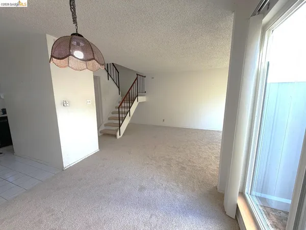 $299,000 | 1175 Kenwal Road, Unit B, Concord, CA 94521