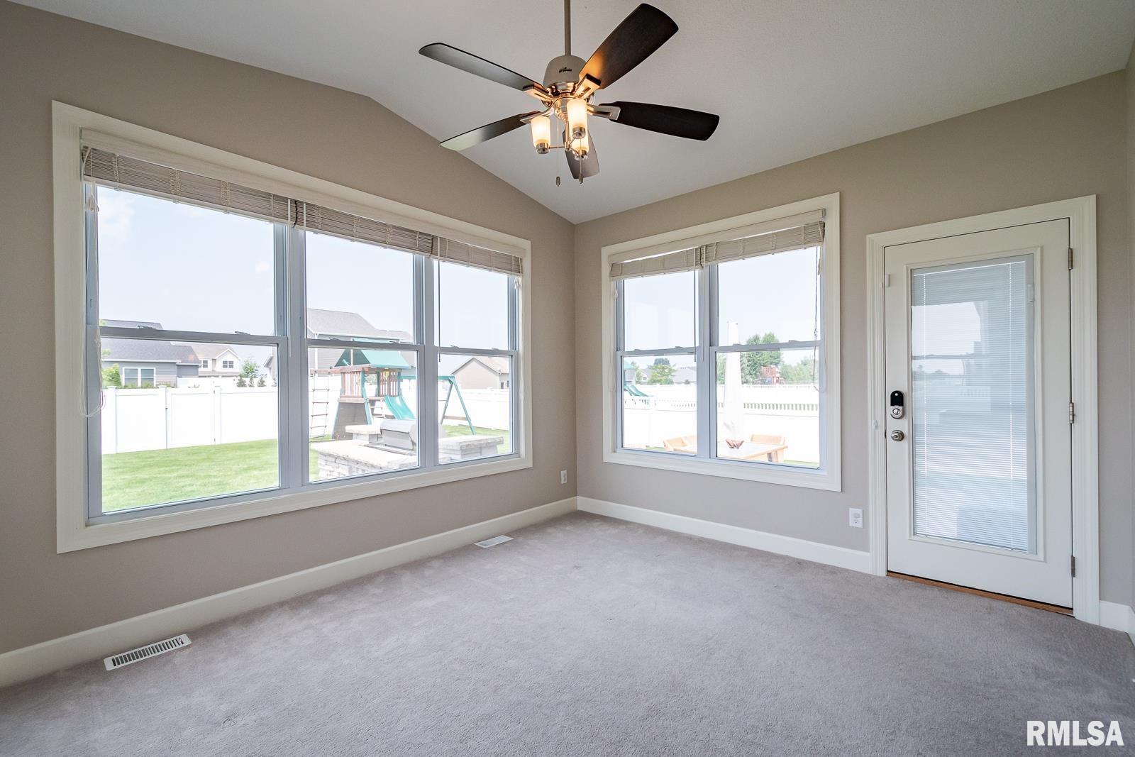 5628 Emily Road Bettendorf, IA 52722 - Photo 13 of 41 Gallery Image 13