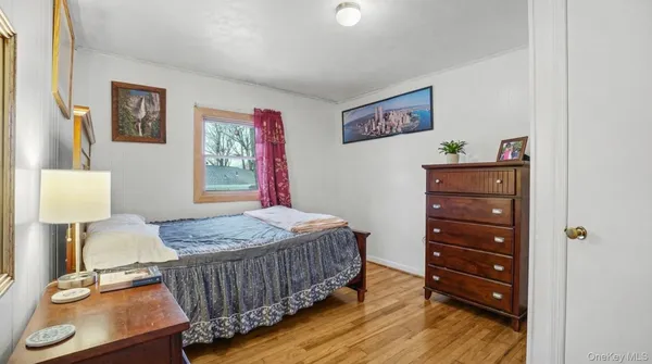 $689,999 | 4 Roosevelt Street, Brentwood, NY 11717