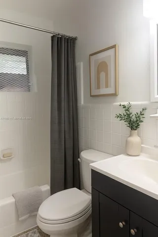 $1,675 | 2855 Northwest 22nd Avenue, Unit 3, Miami, FL 33142