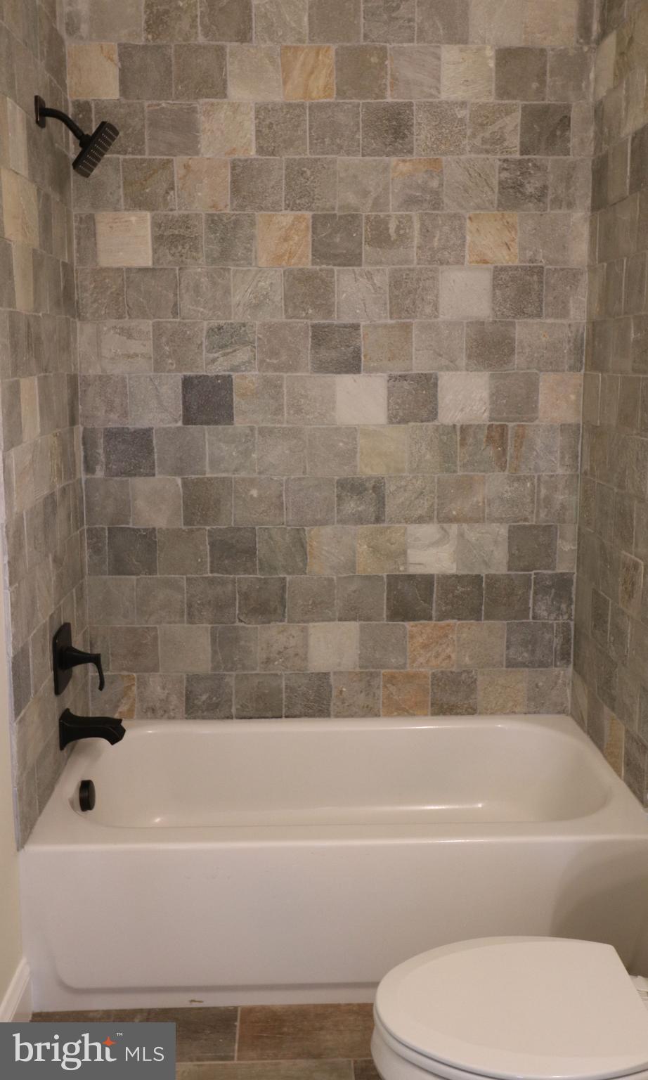 1641 Colbert Road Annapolis, MD 21409 - Photo 15 of 31 CERAMIC BATHTUB/SHOWER ON MAIN FLOOR