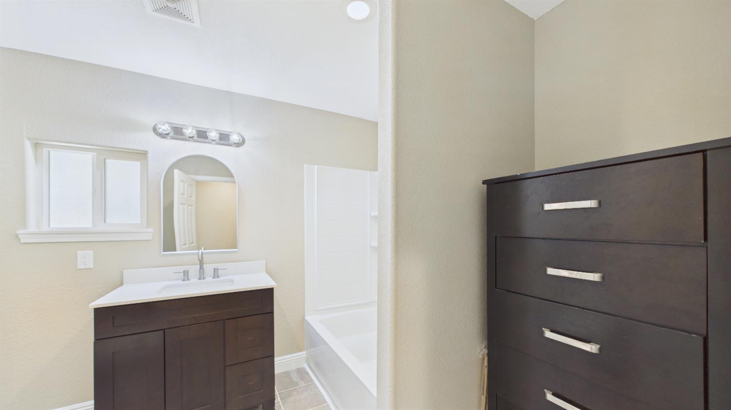 22499 Vilas Road Sonora, CA 95370 - Photo 60 of 78 ADU Guest Bath