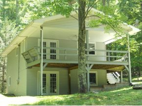559 Escape Mountain Road Hampton, TN 37658 - Photo 2 of 20 Photo 2
