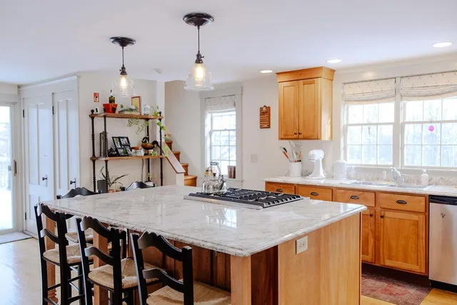 $985,000 | 19 Webber Lane, Fitzwilliam, NH 03447