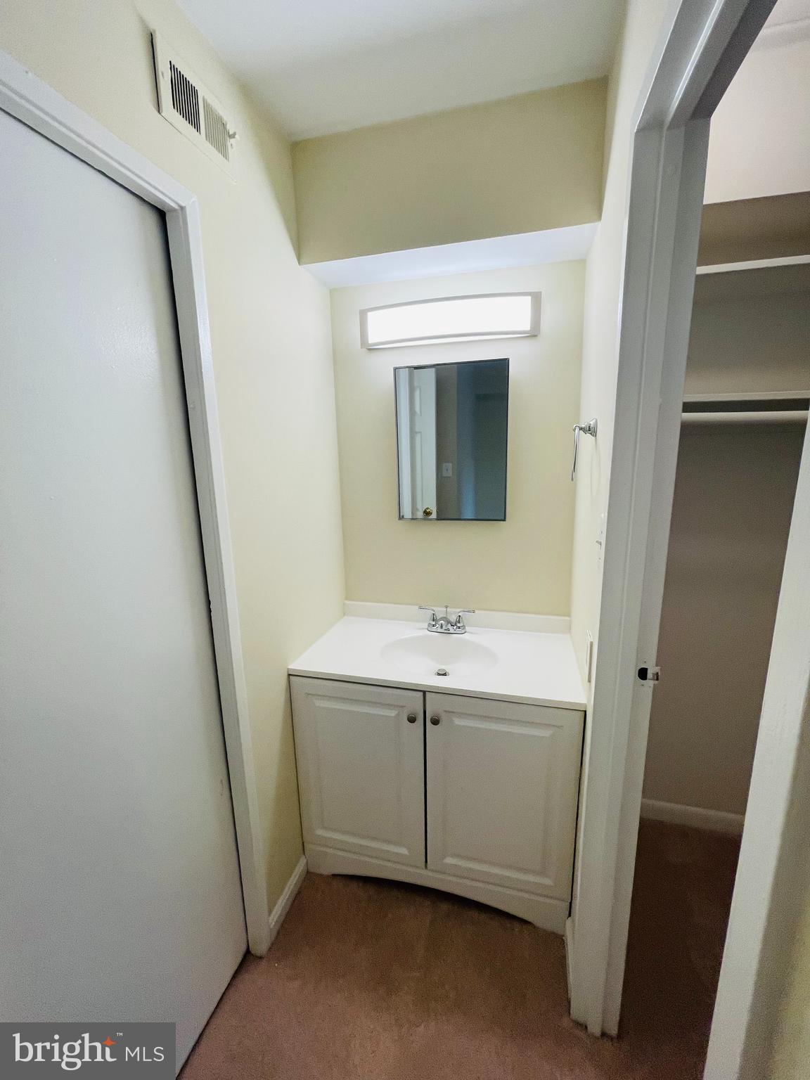 2301 Freetown Court, Unit 2B Reston, VA 20191 - Photo 11 of 18 Bedroom #1 - 1/2 Bath Area