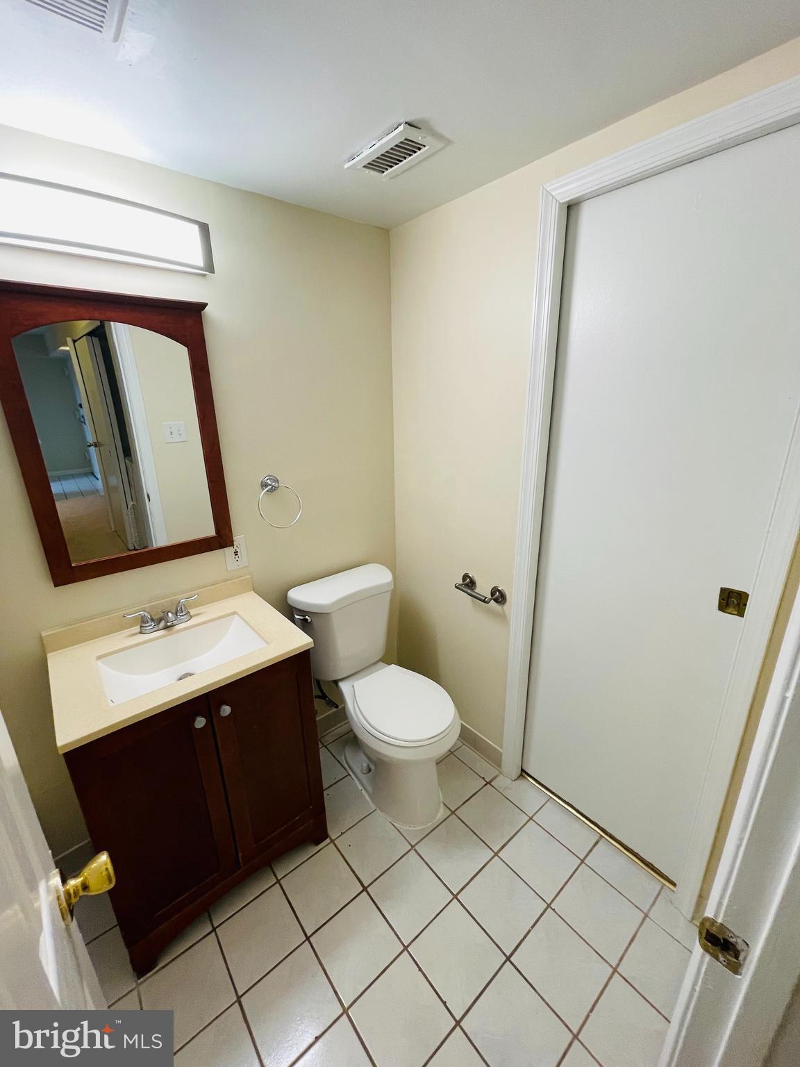 2301 Freetown Court, Unit 2B Reston, VA 20191 - Photo 15 of 18 Full Bathroom