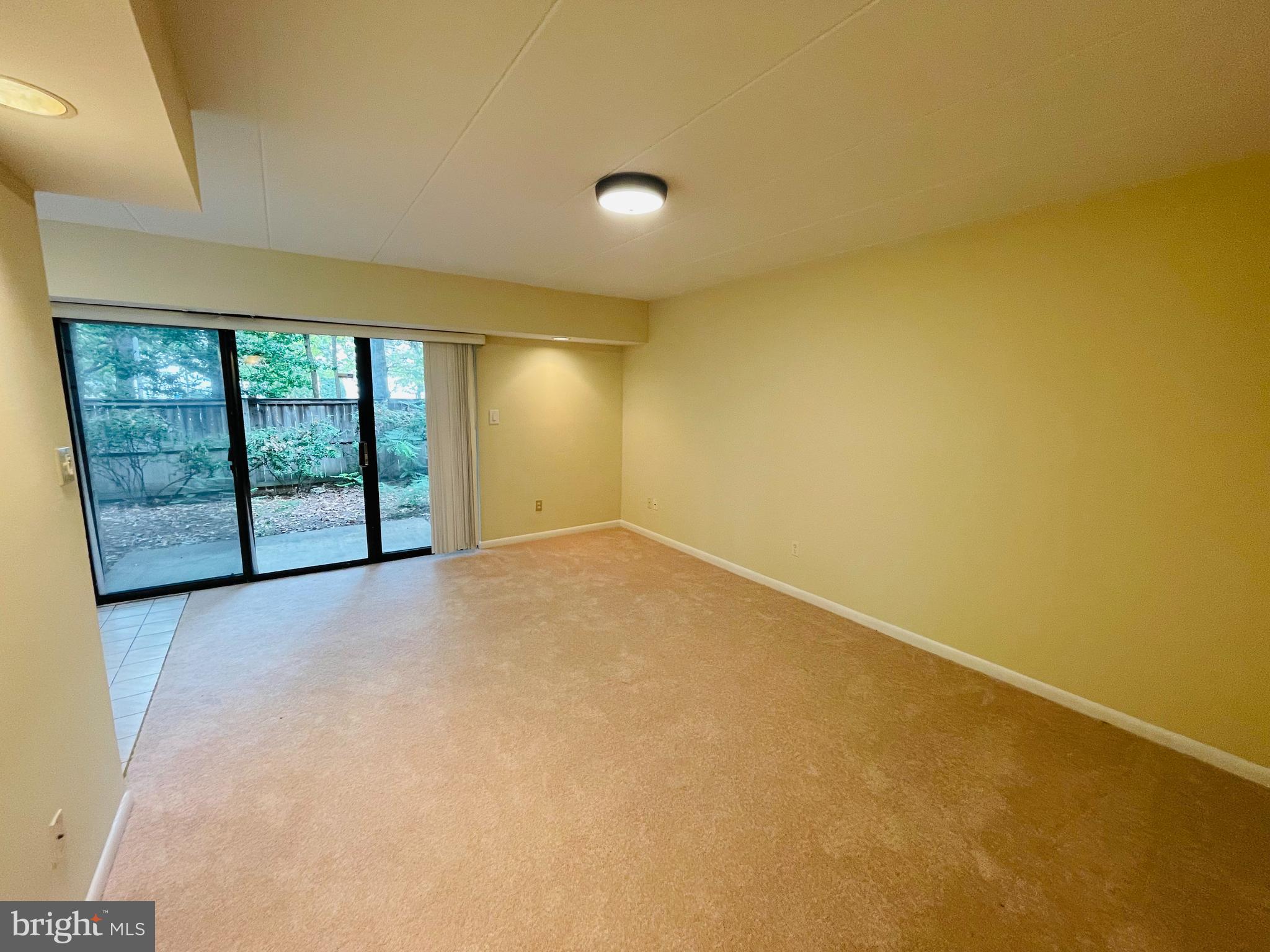2301 Freetown Court, Unit 2B Reston, VA 20191 - Photo 2 of 18 Living Room