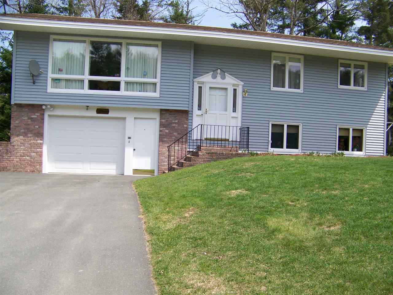 301 Duck Pond Road Waterford, VT 05819 - Photo 1 of 9