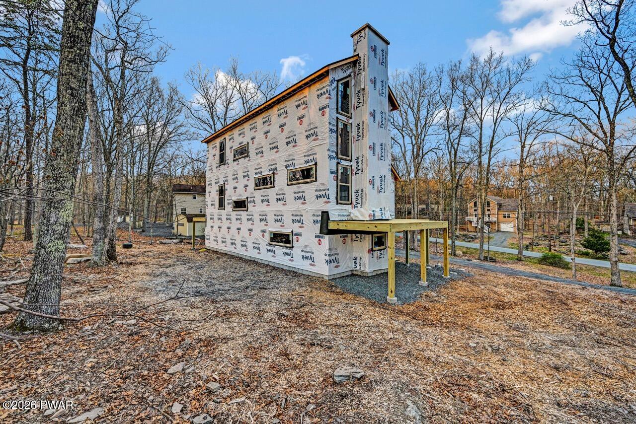 101 Maple Leaf Road Lackawaxen, PA 18435 - Photo 37 of 126