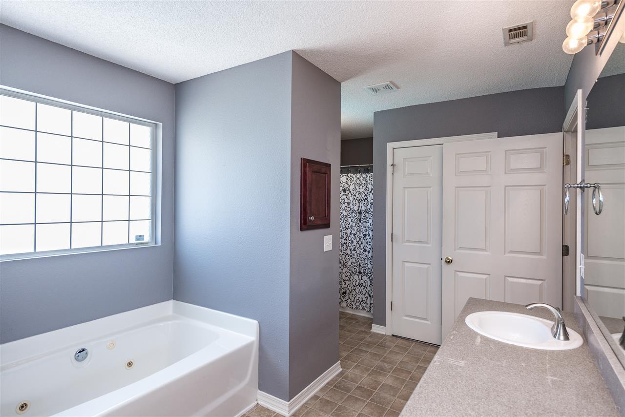 7065 Woodside Road Pensacola, FL 32526 - Photo 13 of 32 Gallery Image 13