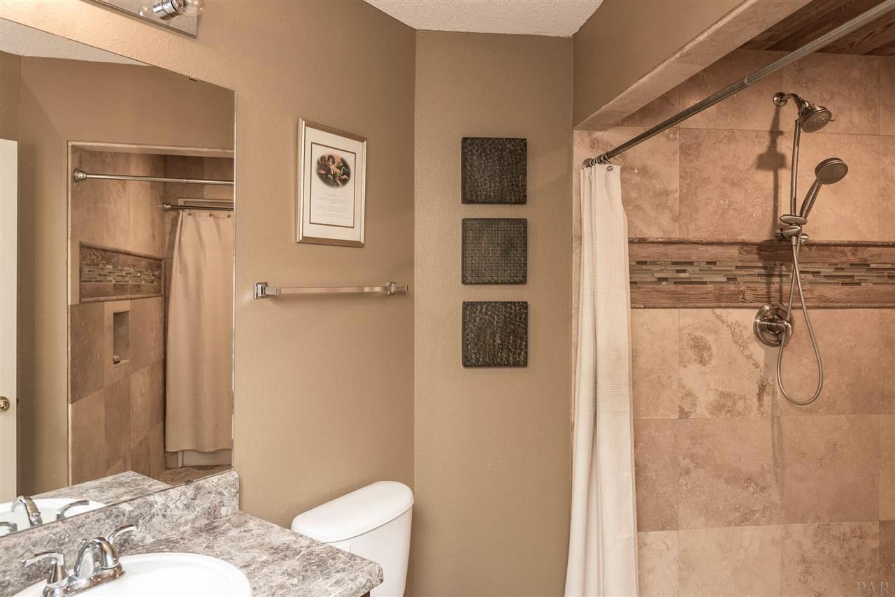 7065 Woodside Road Pensacola, FL 32526 - Photo 17 of 32 Gallery Image 17