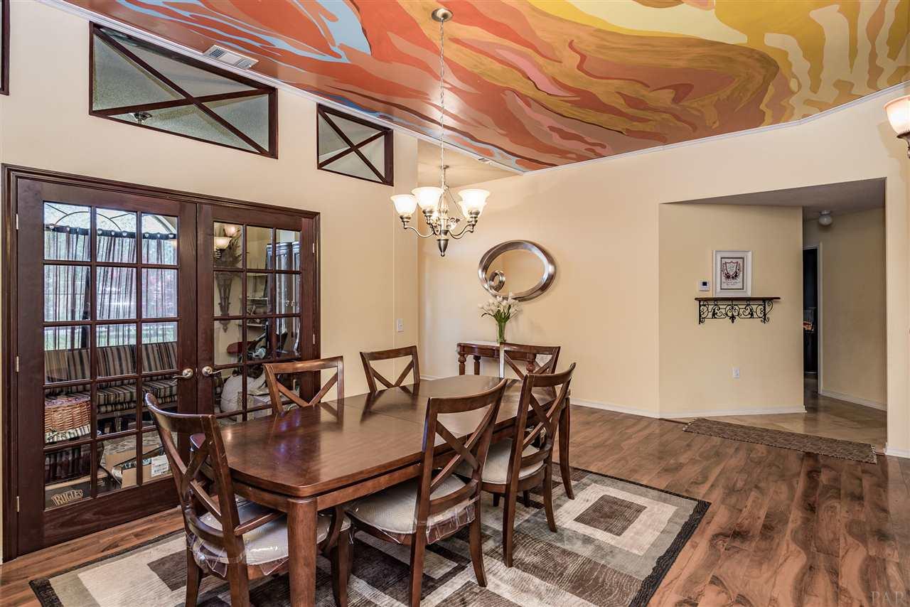 7065 Woodside Road Pensacola, FL 32526 - Photo 2 of 32 Gallery Image 2