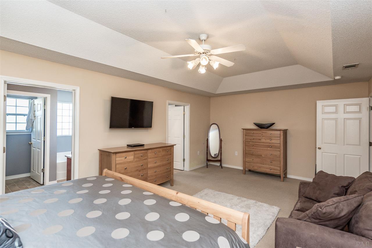 7065 Woodside Road Pensacola, FL 32526 - Photo 10 of 32 Gallery Image 10