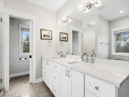 $1,750,000 | 911 Echo Lane, Glenview, IL 60025