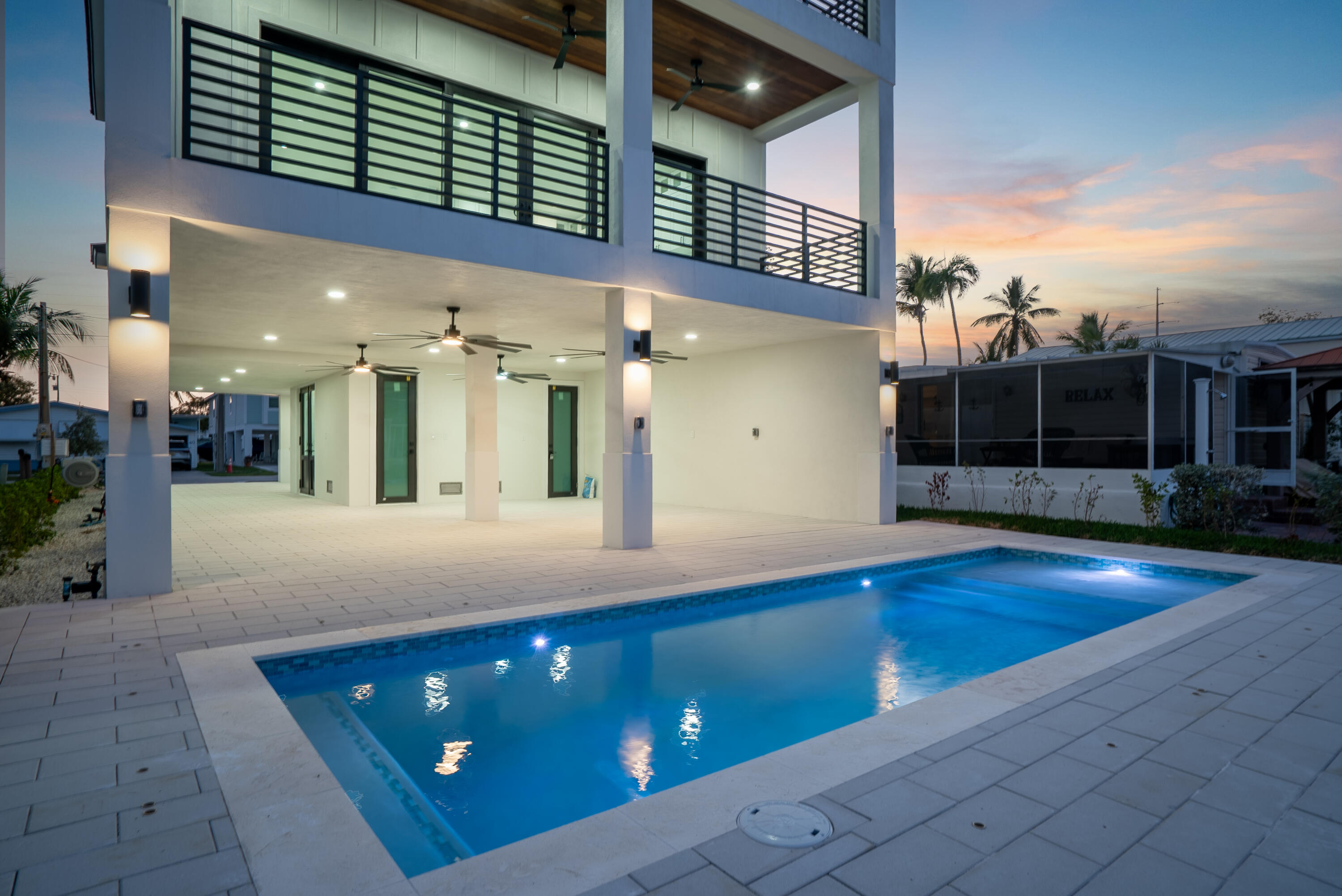 27 Ocean Drive Key Largo, FL 33037 - Photo 45 of 61 a view of a lobby with furniture and floor to ceiling window