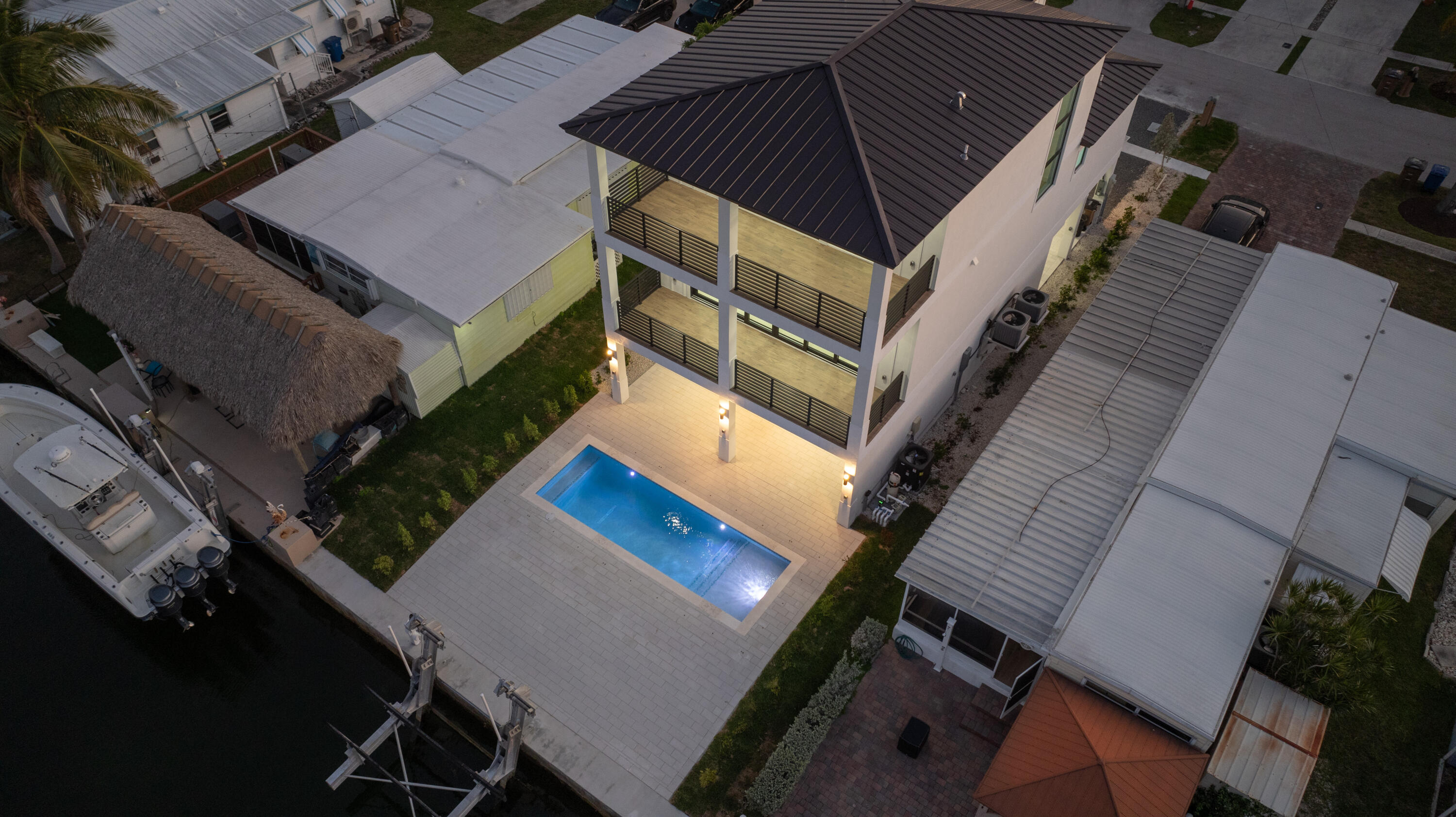 27 Ocean Drive Key Largo, FL 33037 - Photo 49 of 61 DJI_20250303185116_0202_D