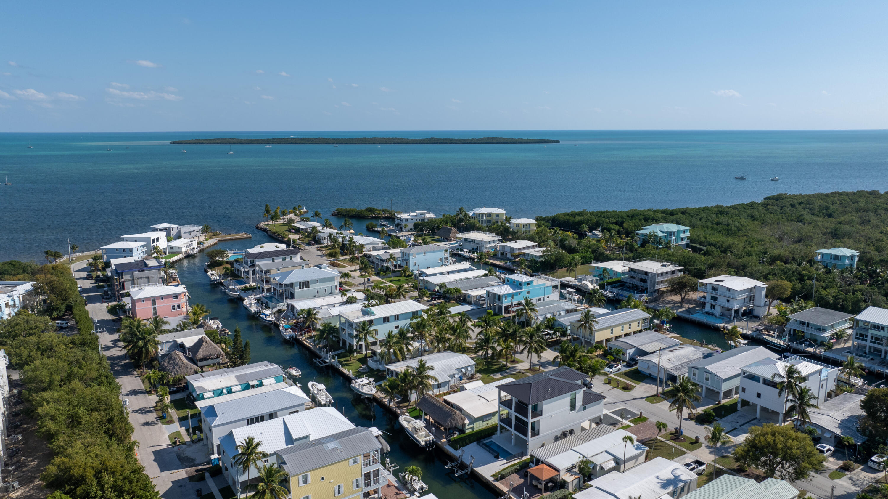27 Ocean Drive Key Largo, FL 33037 - Photo 54 of 61 an aerial view of a house with a lake view