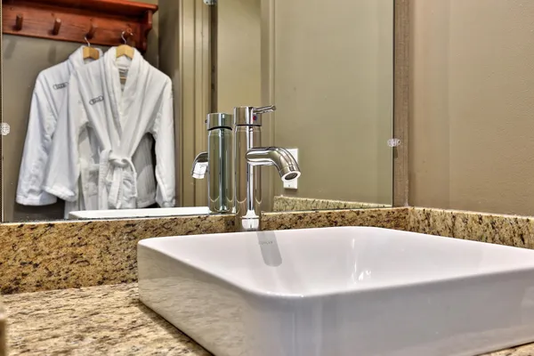 $199,000 | 228 East Mountain Road, Unit 160/162 INTERVAL IV, Killington, VT 05751