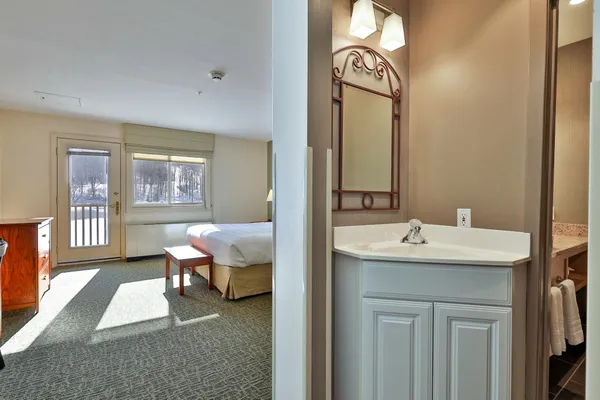 $199,000 | 228 East Mountain Road, Unit 160/162 INTERVAL IV, Killington, VT 05751