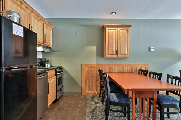 $199,000 | 228 East Mountain Road, Unit 160/162 INTERVAL IV, Killington, VT 05751